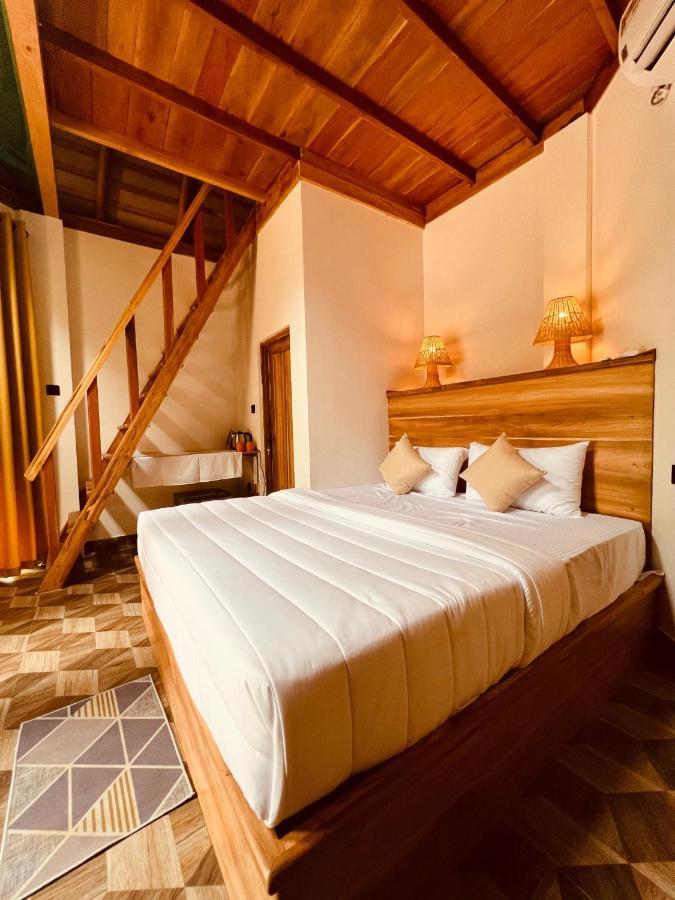 Turtle Wood Cabin Тангалле Екстер'єр фото