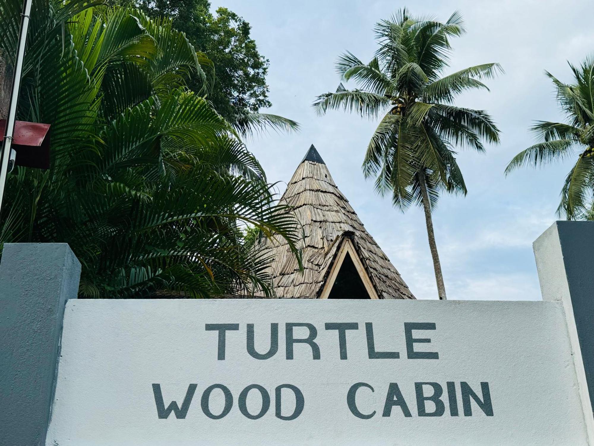 Turtle Wood Cabin Тангалле Екстер'єр фото