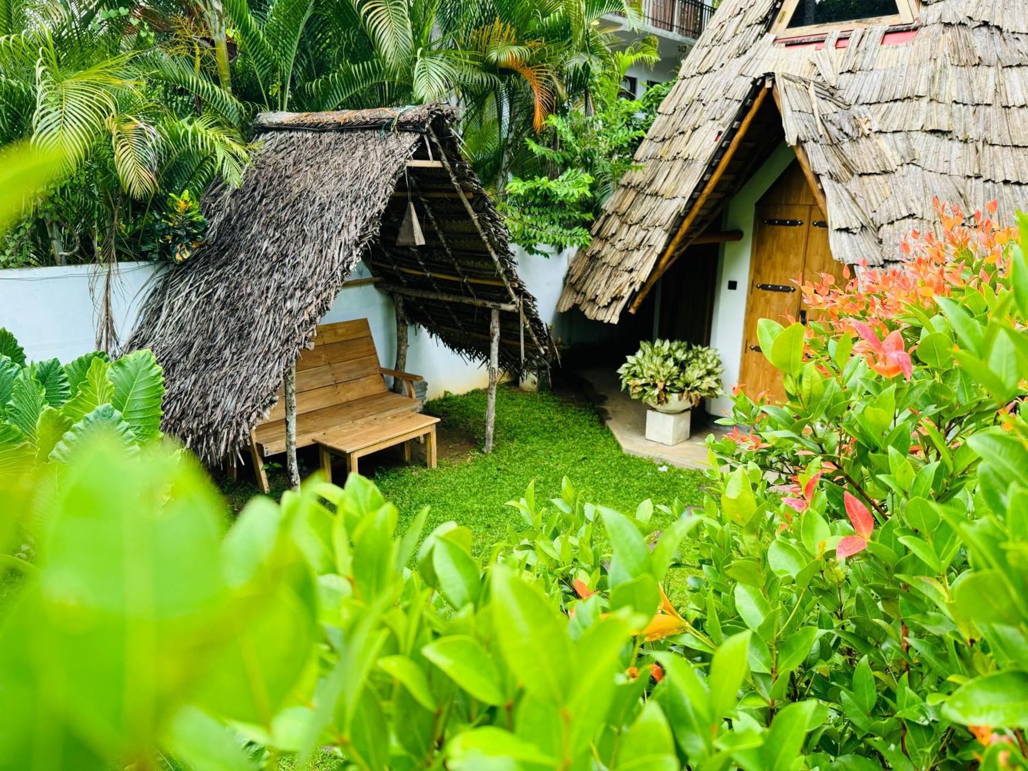 Turtle Wood Cabin Тангалле Екстер'єр фото